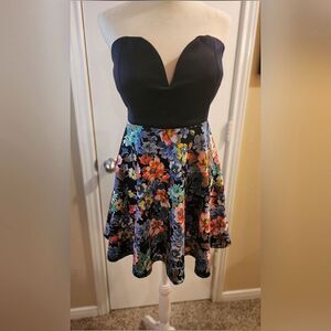 Agaci Strapless Dress size L